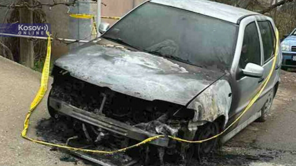 ДРАМА НА КОСМЕТУ: Запаљен аутомобил власника познатог портала (ВИДЕО)
