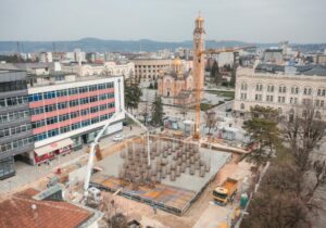 „IDEJA JE DA SE SPOJI FIZIČKI I DUHOVNI ASPEKT“ Evo kada se očekuje završetak izgradnje spomenika borcima u Banjaluci