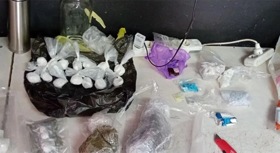 „PAO“ DILER U SARAJEVU: Policija pronašla razne narkotike