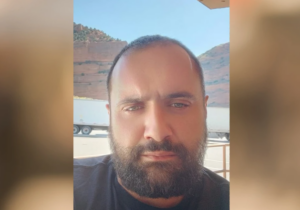 ТУЖНА СУДБИНЕ ПОРОДИЦЕ КОЈА ЈЕ НАКОН „ОЛУЈЕ“ ИЗБЈЕГЛА У САД: На посљедњи испраћај Петра и његовог сина јединца Ненада дошли и Бошњаци и Срби