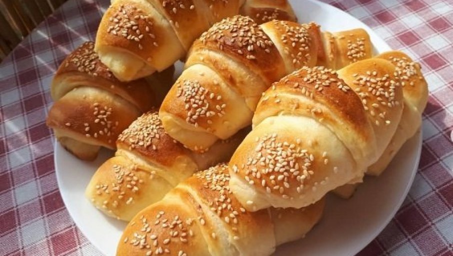 POSNE KIFLICE: Pecivo koje će oduševiti sve ukućane (RECEPT)