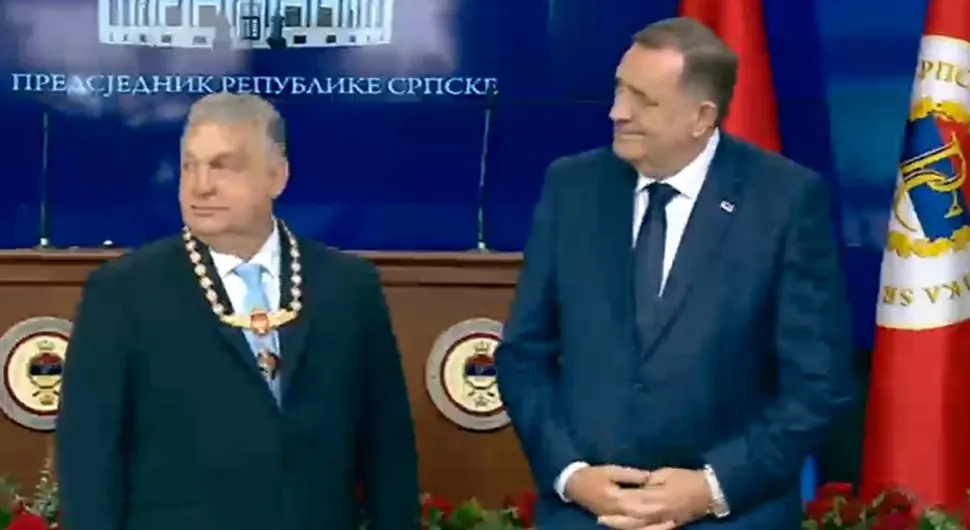 SVEČANI TRENUTAK: Dodik uručio Orden Republike Srpske na ogrlici premijeru Mađarske