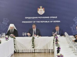 ВУЧИЋ: Резолуција о Сребреници отвара Пандорину кутију
