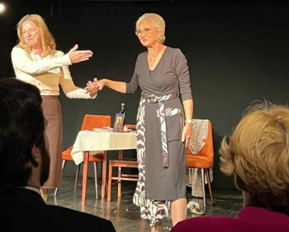 SUDBINA STRADALIH SARAJEVSKIH SRBA POD VELOM TUGE: Dragana Janjić Mandrapa o monodrami zasnovanoj na ratnim traumama (FOTO)