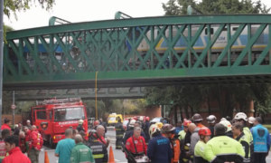 ПОВРИЈЕЂЕНО НАЈМАЊЕ 90 ЉУДИ: Несрећа у Аргентини – путнички воз искочио из шина и ударио у вагон (ВИДЕО)
