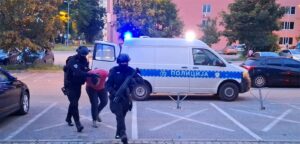 ZAPLJENJEN EKSTAZI: Uhapšeni u akciji „Dozer“ sprovedeni u OJT Banjaluka