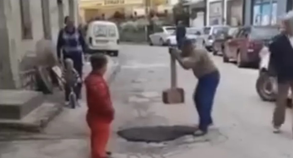 OVO JOŠ NISTE VIDJELI: Ogorčeni građanin pokazao način asfaltiranja (VIDEO)