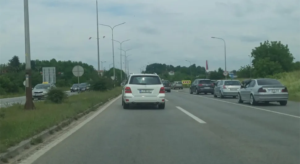 NAKON SUDARA DVA KAMIONA: Uspostavljen saobraćaj na putu Banjaluka – Klašnice
