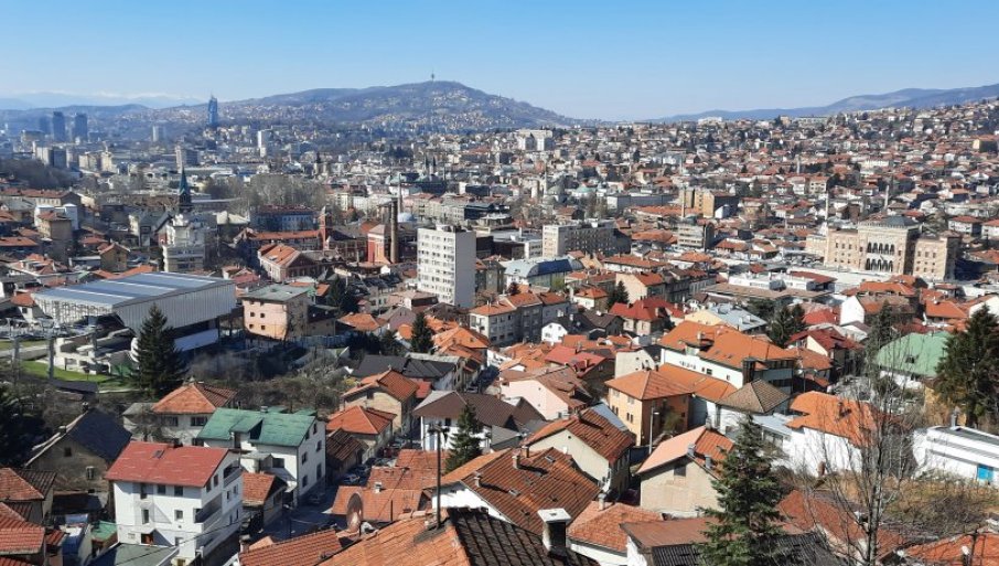 I TUŽBAMA HOĆE DA OCRNE SRBIJU: Analiza „Novosti“ – Koja je pozadina nastupa Prištine i Sarajeva na međunarodnoj sceni