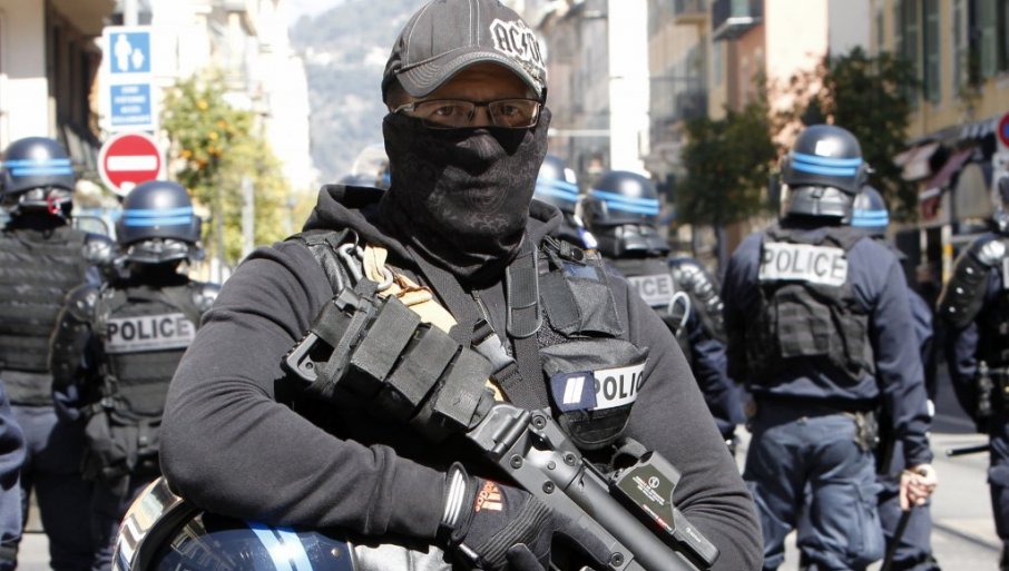 KRVAVA SVADBA U FRANCUSKOJ: Maskirani napadači ubili dvije osobe, ranili još nekoliko