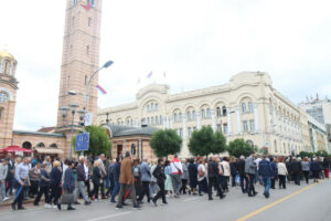 BANJALUKA PROSLAVILA KRSNU SLAVU: Spasovdanska litija u centru grada, među brojnim vjernicima i Dodik (FOTO)