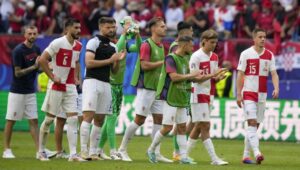„NISMO OVO OČEKIVALI!“ Fudbaleri Hrvatske ispali sa EURO 2024, vratili se u Zagreb, a tamo… (VIDEO)