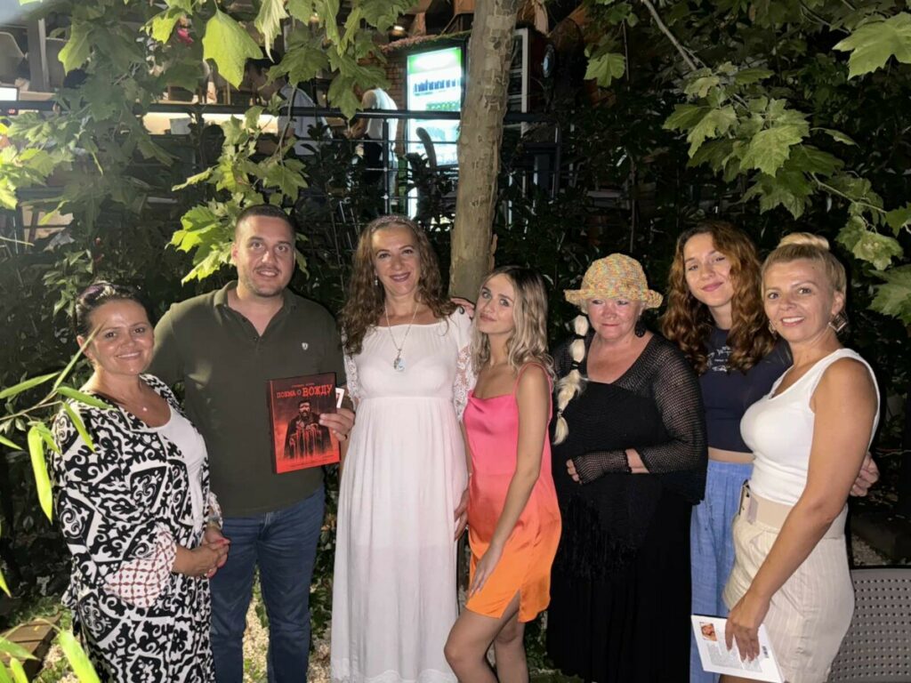 DRINIĆ PODRŽAO INICIJATIVU KNJIŽEVNICA: Više pažnje poeziji banjalučkih pjesnikinja