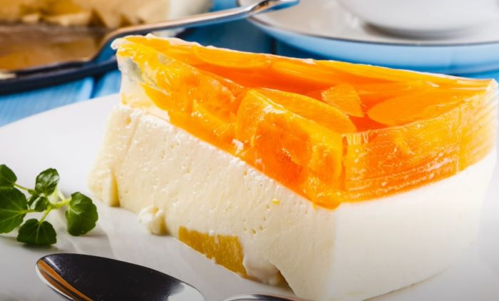 DESERT KOJI ĆE VAS ODUŠEVITI: Čizkejk sa breskvama savršeno kremast i osvježavajuć