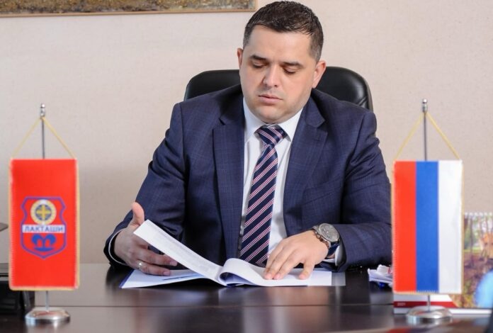 „RAZVIJENOST PRIVREDE DOVELA DO STATUSA GRADA“ Bojić za „Novosti“: Laktaši atraktivna destinacija za strane investitore i turiste (FOTO)