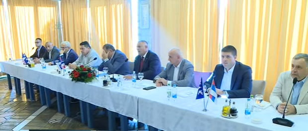 RAZGOVORI O VAŽNIM PROJEKTIMA: Dodik sa direktorima javnih preduzeća i ustanova u Bijeljini