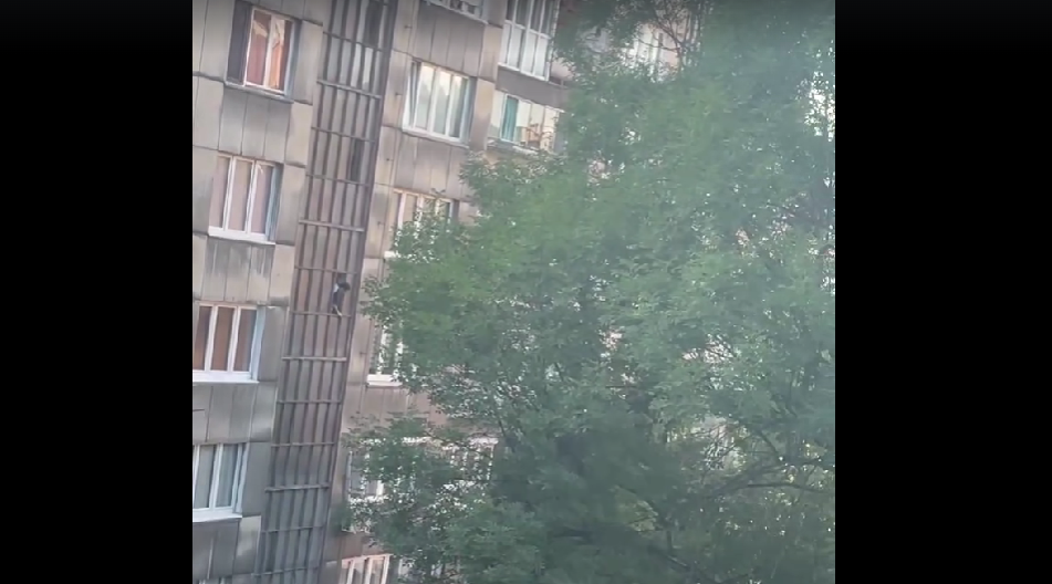 DETALJI DRAME NA GRBAVICI: Stanari postavili deke, nikome nije jasno gdje je otišla majka (VIDEO)