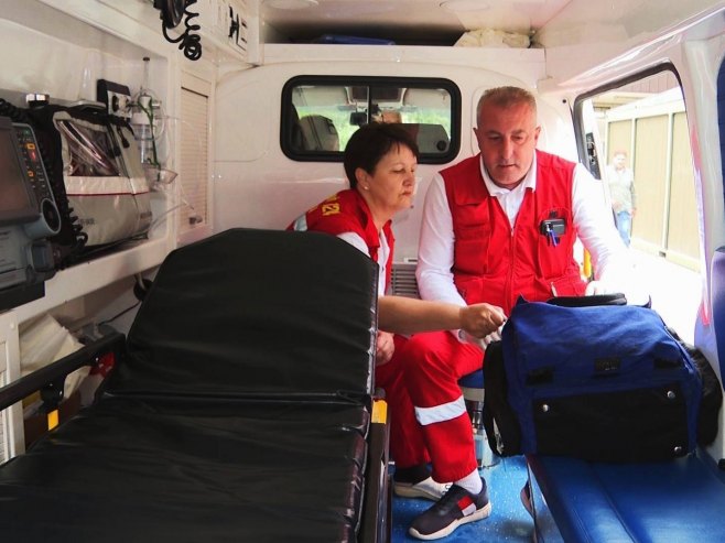 ЗБОГ ВИСОКЕ ТЕМПЕРАТУРЕ НАЈВИШЕ УГРОЖЕНИ СТАРИЈИ: Повећан број прегледа у Хитној помоћи