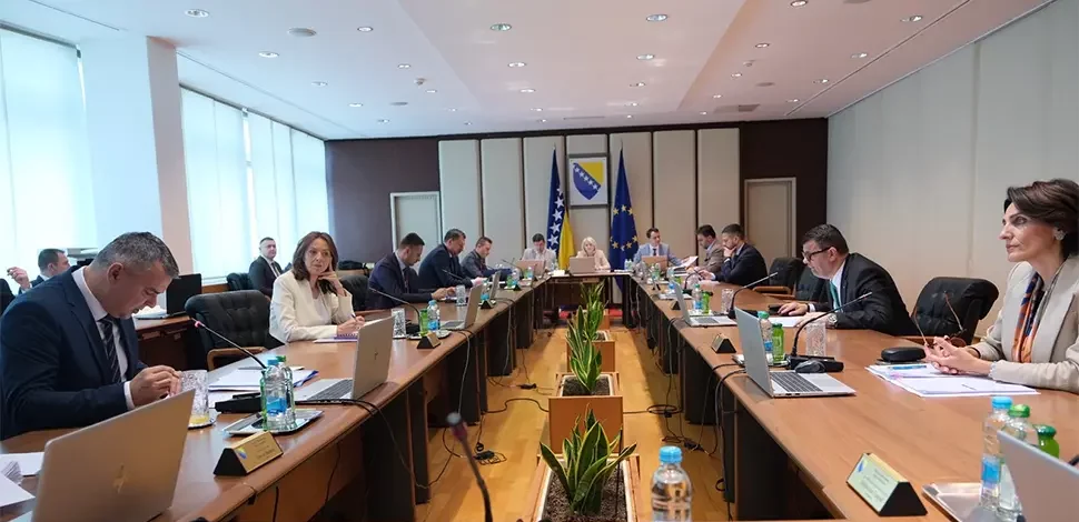 ХАОС МЕЂУ БОШЊАЧКИМ ПОЛИТИЧАРИМА: Избио “рат“ због Реформске агенде!