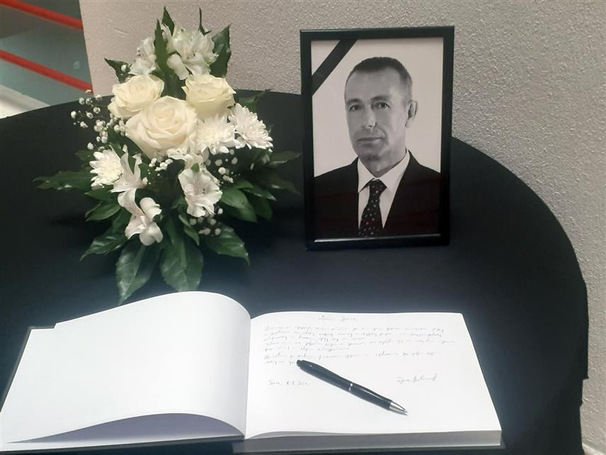 PENA BIO OMILJENI PROFESOR: Komemoracija bivšem direktoru Policije RS na Pravnom fakultetu