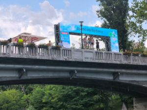 ПОЧЕЛО ТРАДИЦИОНАЛНО „ЉЕТО НА ВРБАСУ“: Најбољу „ласту“ скочио Игор Арсенић (ФОТО/ВИДЕО)