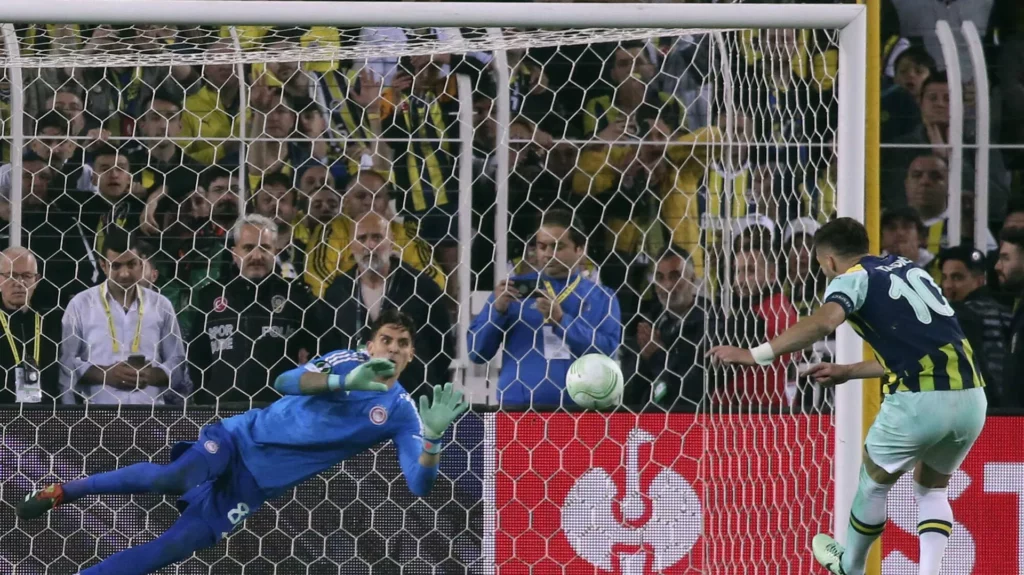 DUŠAN TADIĆ SE RASPUCAO: Srpski as pokazao bravure u Fenerbahčeu (VIDEO)