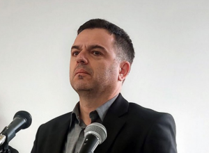 ГЛУМАЦ ДОБИО ТРАГИЧНЕ ВИЈЕСТИ: Пикси врхунски одиграо Кочића 15 минута након што је сазнао да му је умро отац