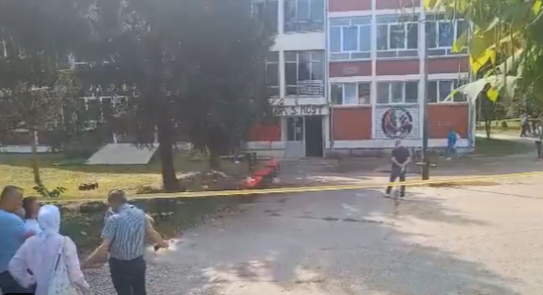 „BJEŽI U STRANU!“ Isplivali novi detalji masakra u Sanskom Mostu, evo šta je ubica rekao pedagogu