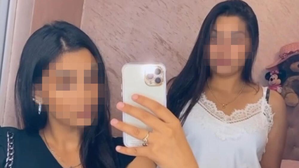 JEZIVA SAOBRAĆAJNA NESREĆA: Jedna sestra poginula, druga u teškom stanju