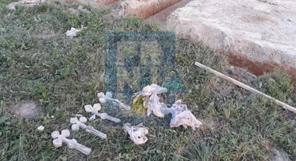 U SLUČAJ UKLJUČENE I CRKVA I POLICIJA: Šta krije misterija zakopanih krstova u Prnjavoru?