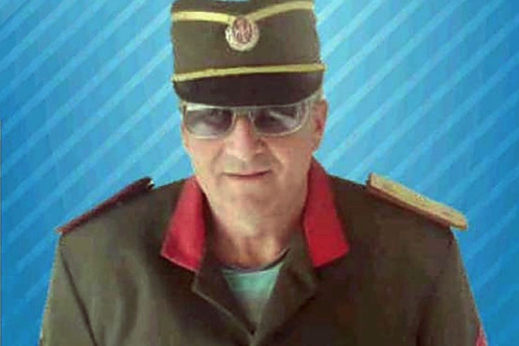 „A KO ĆE DA PLATI 20.000 KM?“ Vlade Sladoje odustao od kandidature i pozvao birače da glasaju za njegovog rođaka (VIDEO)