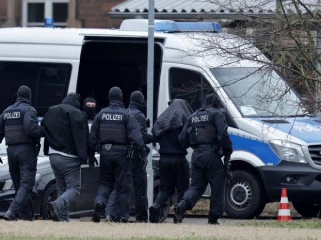 NAPAD NOŽEM U ROTERDAMU: Ubijena jedna osoba, napadač uzvikivao „Alahu akbar“ (FOTO/VIDEO)