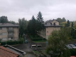 STIŽE JAKO NEVRIJEME SA GRMLJAVINOM I PLJUSKOVIMA: Meteorolozi mapirali najugroženija mjesta u BiH