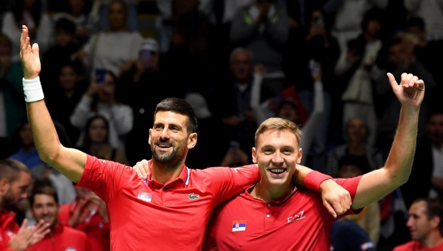 UBJEDLJIVA POBJEDA SRPSKOG DUBLA: Novak Đoković i Hamad Međedović odveli Srbiju u elitu Dejvis kupa!