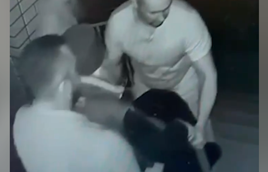 BIZNISMEN OSUMNJIČEN ZA OTMICU DUHOVNIKA: Nepoznate osobe kidnapovale monaha Iliju iz manastira, nadzorne kamere sve snimile (FOTO/VIDEO)