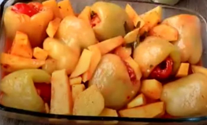 RECEPT ZA POSNE PUNJENE PAPRIKE: Zdrav i ukusan obrok u kom ćete uživati