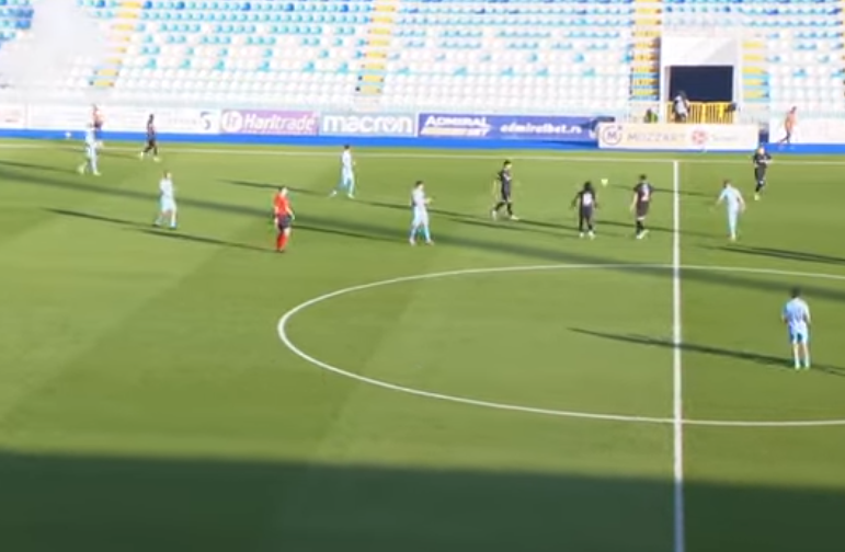 ОДЈЕКНУЛЕ СУ ДЕТОНАЦИЈЕ, А ОНДА ЈЕ УСЛИЈЕДИО ОПШТИ ХАОС: Ево како је прекинута утакмица Пазарца и Партизана (ВИДЕО)