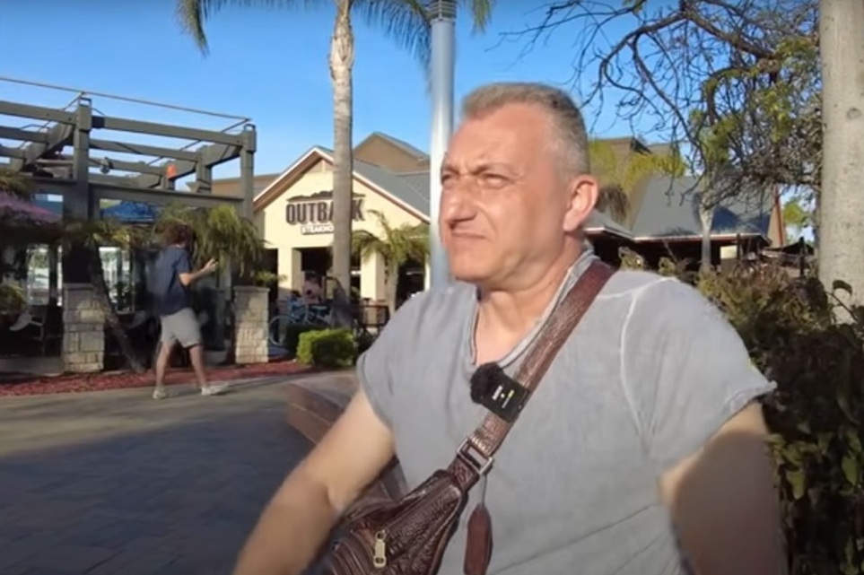 SRBIN U AMERICI OBRĆE KEŠ: Prodaje jelo koje svi znamo napraviti (VIDEO)