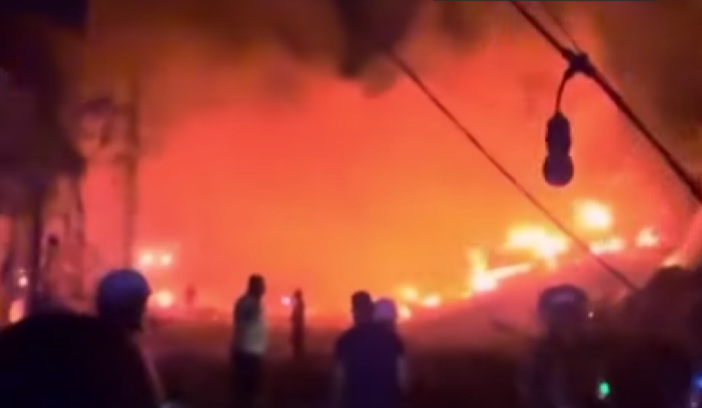 IZRAEL NIJE IMAO MILOSTI, IZVEDEN NAJSMRTONOSNIJI NAPAD NA LIBAN: Ubijena četiri vojnika, više od 60 ranjenih (VIDEO)