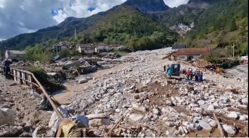 „VIŠE NIJE NASELJIVO“ Apokaliptični prizori malog sela kod Jablanice (FOTO)