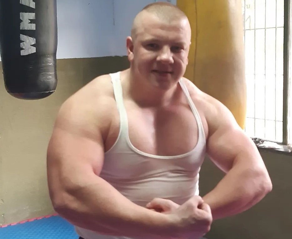 „GRLI TE RUKA DOBROG ČOVJEKA, A NE FUKARE“: Pašalić bratimio Ahmetspahića prije nego što ga je brutalno pretukao (FOTO)