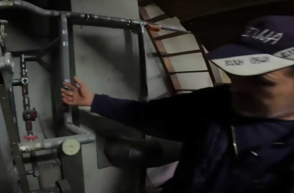 ЦИЈЕЛУ ЗИМУ СЕ ГРИЈЕ ЗА 100 ЕВРА: Погледајте како се Јанко снашао (ВИДЕО)