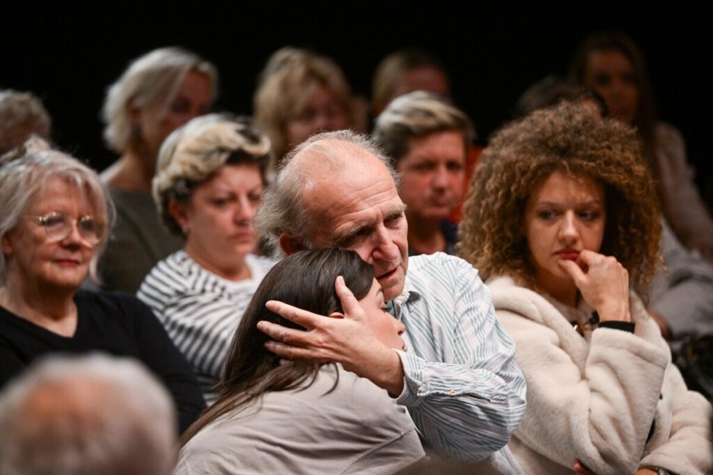 PREDSTAVA „KAKO SAM NAUČILA DA VOZIM“ (2024): Košmar jedne Lolite u retrovizoru kao vječna opomena