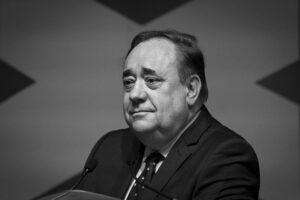 ЗАЛАГАО СЕ ЗА НЕЗАВИСНОСТ: Преминуо Алекс Салмонд, бивши премијер Шкотске