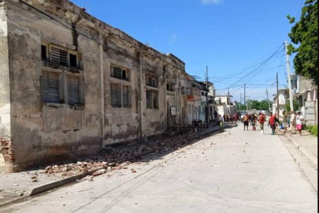 ZEMLJA PLESA I SMIJEHA SVJEDOČI NEZAPAMĆENOJ KATASTROFI: Prvi snimci nakon zemljotresa na Kubi (FOTO)