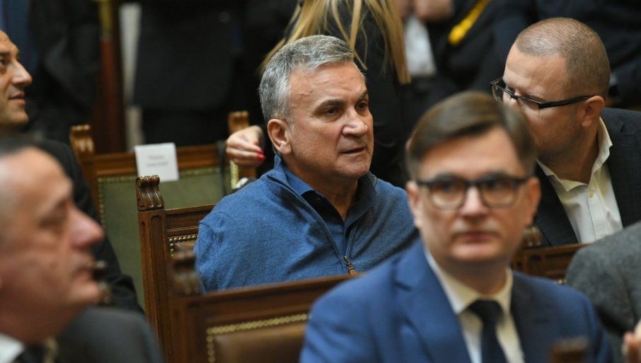 PRVI PUT U JAVNOSTI NAKON OPERACIJE: Evo kako sada izgleda Srđan Đoković