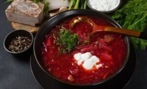 НАЈПОЗНАТИЈА ЧОРБА НА СВИЈЕТУ: Руски специјалитет који јача имунитет у трену
