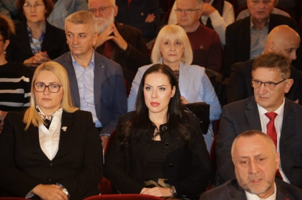 KULTURA JE ČUVAR DUŠE I IDENTITETA: Tamara Damjanović prisustvovala premijeri filma “Ljudi Hristovi – naše vreme”