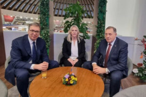 САРАДЊА СРПСКЕ И СРБИЈЕ: Додик, Цвијановић и Вучић на сајму Винска визија Отвореног Балкана