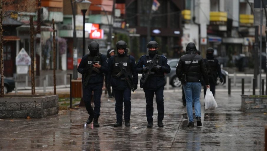 ОБОРИЛИ ГА НА ЗЕМЉУ И ШУТИРАЛИ: Куртијеви полцајци малтретирали српске дјечаке због наљепнице на телефону